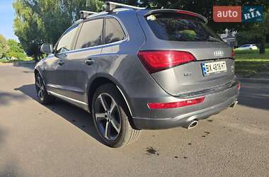 Внедорожник / Кроссовер Audi Q5 2015 в 