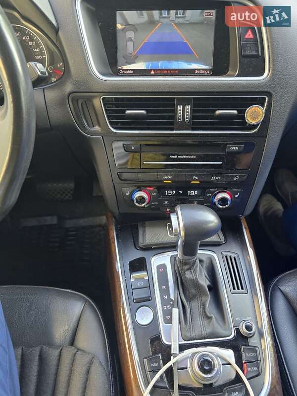 Внедорожник / Кроссовер Audi Q5 2015 в Хмельницком