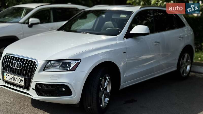 Внедорожник / Кроссовер Audi Q5 2016 в 