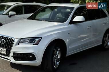 Внедорожник / Кроссовер Audi Q5 2016 в 