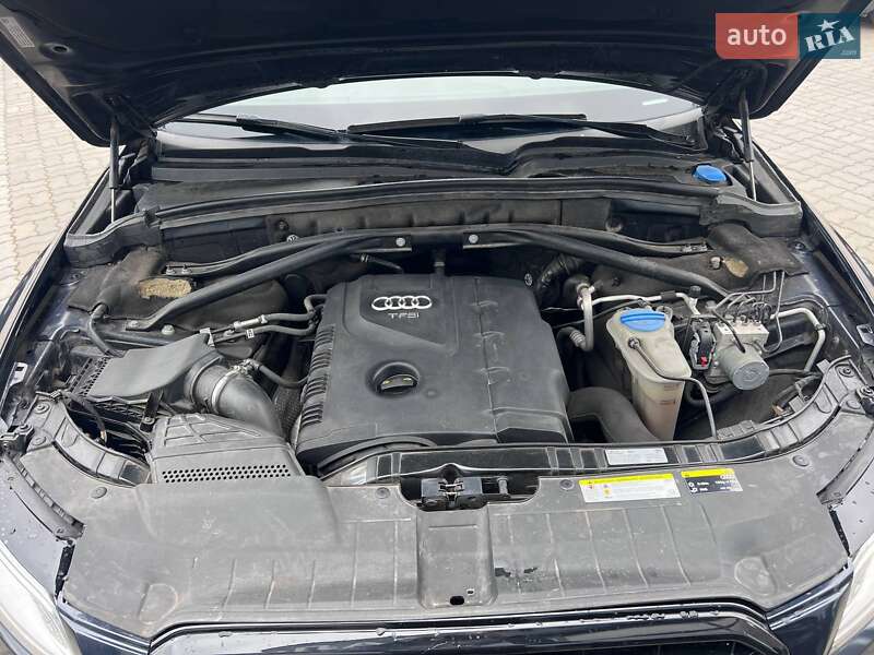 Внедорожник / Кроссовер Audi Q5 2015 в Нововолынске
