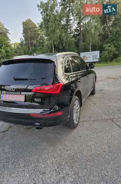 Внедорожник / Кроссовер Audi Q5 2015 в 