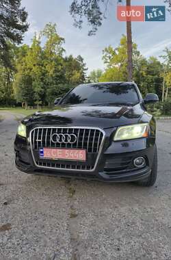Внедорожник / Кроссовер Audi Q5 2015 в 