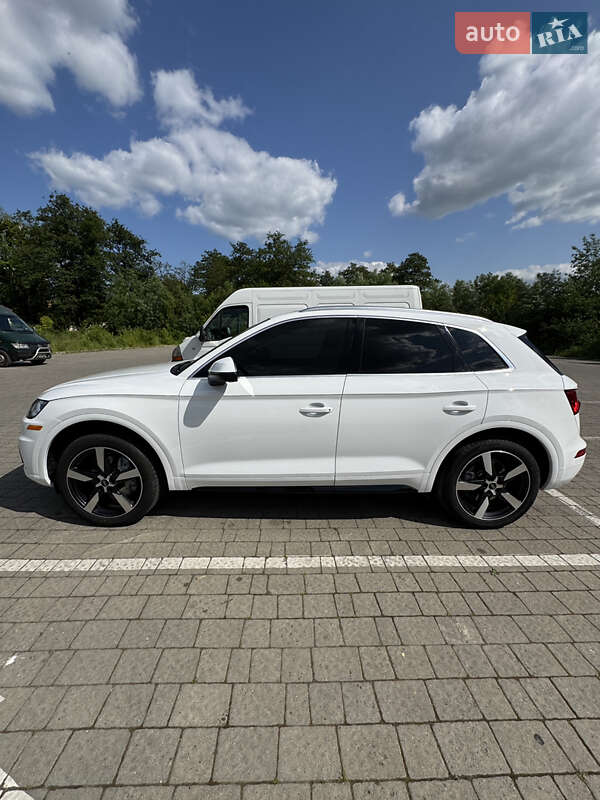 Внедорожник / Кроссовер Audi Q5 2018 в Львове