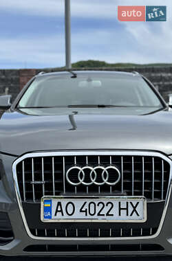 Внедорожник / Кроссовер Audi Q5 2015 в 