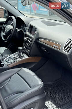 Внедорожник / Кроссовер Audi Q5 2015 в 