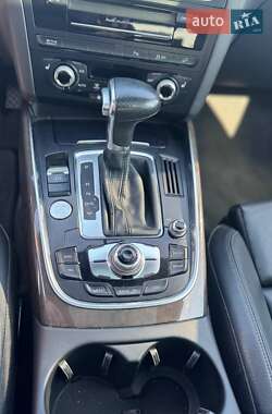 Внедорожник / Кроссовер Audi Q5 2016 в 