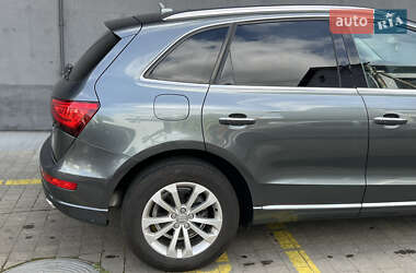 Внедорожник / Кроссовер Audi Q5 2016 в 