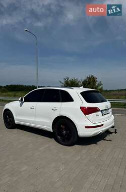 Внедорожник / Кроссовер Audi Q5 2011 в 