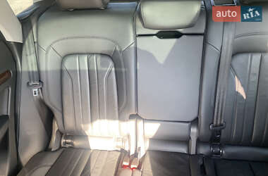 Внедорожник / Кроссовер Audi Q5 2017 в 