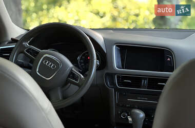 Внедорожник / Кроссовер Audi Q5 2011 в 