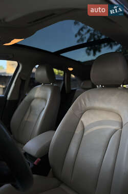 Внедорожник / Кроссовер Audi Q5 2011 в 