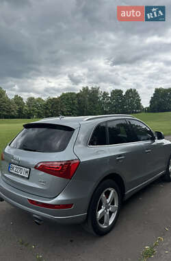 Внедорожник / Кроссовер Audi Q5 2011 в 