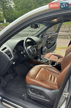 Внедорожник / Кроссовер Audi Q5 2011 в 