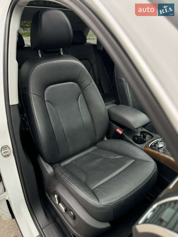 Внедорожник / Кроссовер Audi Q5 2012 в Ивано-Франковске