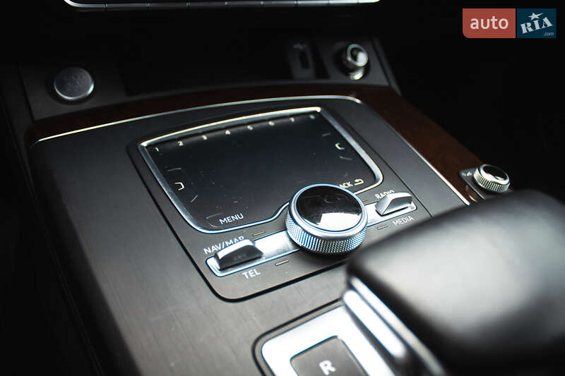 Внедорожник / Кроссовер Audi Q5 2018 в Киеве