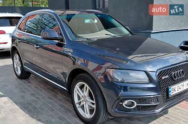 Внедорожник / Кроссовер Audi Q5 2017 в 