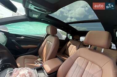Внедорожник / Кроссовер Audi Q5 2021 в 