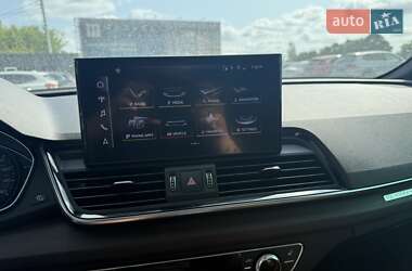 Внедорожник / Кроссовер Audi Q5 2021 в 