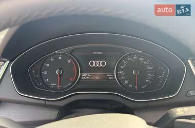 Внедорожник / Кроссовер Audi Q5 2021 в 