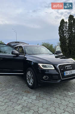 Внедорожник / Кроссовер Audi Q5 2013 в 