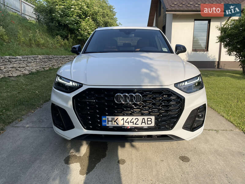 Внедорожник / Кроссовер Audi Q5 2023 в Ровно