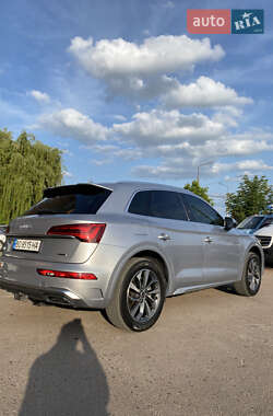 Внедорожник / Кроссовер Audi Q5 2022 в 