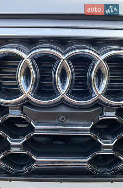 Внедорожник / Кроссовер Audi Q5 2022 в 