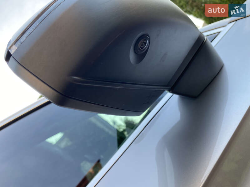 Внедорожник / Кроссовер Audi Q5 2022 в Тернополе