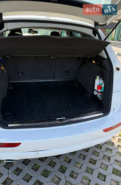 Внедорожник / Кроссовер Audi Q5 2013 в 