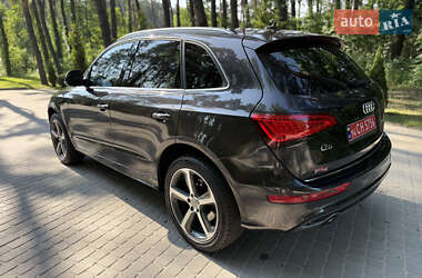 Внедорожник / Кроссовер Audi Q5 2016 в 