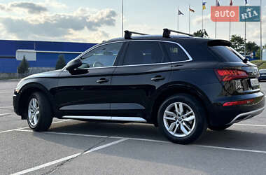 Внедорожник / Кроссовер Audi Q5 2019 в 