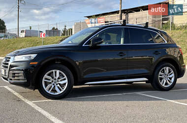 Внедорожник / Кроссовер Audi Q5 2019 в 