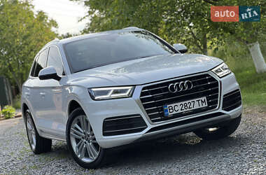 Внедорожник / Кроссовер Audi Q5 2017 в 