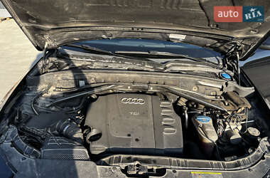 Внедорожник / Кроссовер Audi Q5 2010 в 
