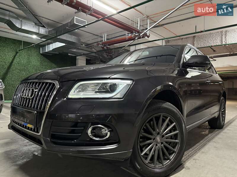Внедорожник / Кроссовер Audi Q5 2017 в 