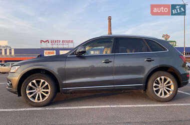 Внедорожник / Кроссовер Audi Q5 2015 в 