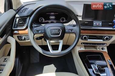 Внедорожник / Кроссовер Audi Q5 2022 в 