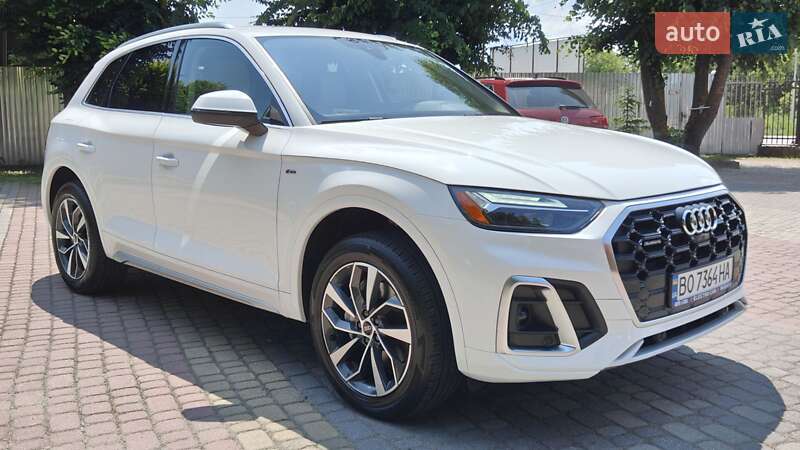 Позашляховик / Кросовер Audi Q5 2022 в Тернополі