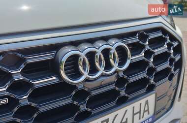 Внедорожник / Кроссовер Audi Q5 2022 в 