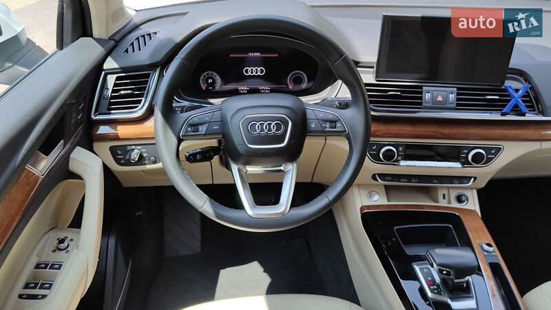 Позашляховик / Кросовер Audi Q5 2022 в Тернополі
