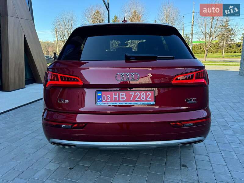 Внедорожник / Кроссовер Audi Q5 2018 в Луцке