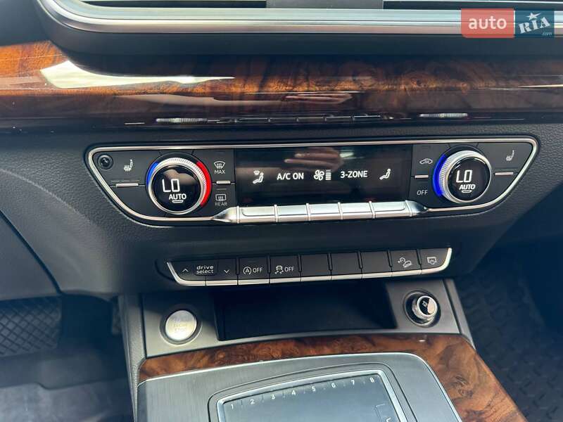 Внедорожник / Кроссовер Audi Q5 2018 в Луцке
