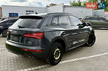 Внедорожник / Кроссовер Audi Q5 2018 в 