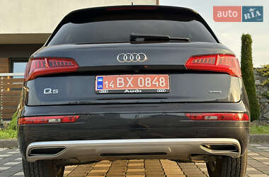 Внедорожник / Кроссовер Audi Q5 2020 в 