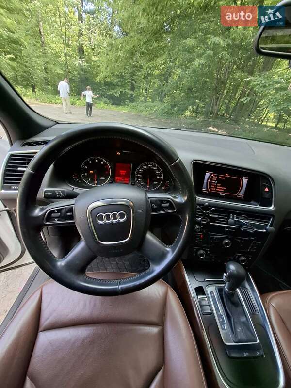 Внедорожник / Кроссовер Audi Q5 2012 в Львове
