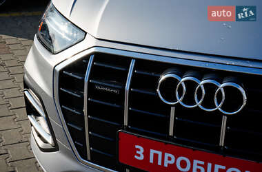 Внедорожник / Кроссовер Audi Q5 2021 в 