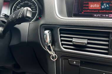 Внедорожник / Кроссовер Audi Q5 2011 в 