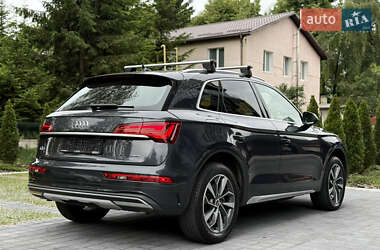 Внедорожник / Кроссовер Audi Q5 2020 в 