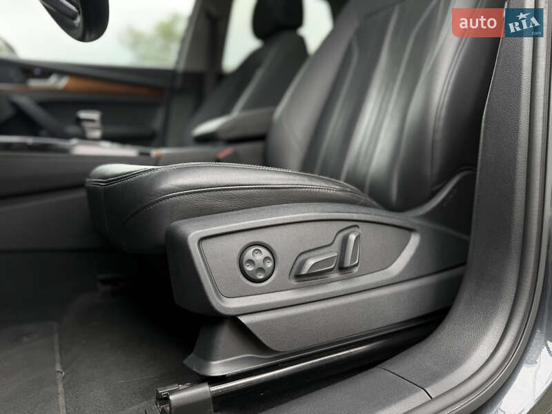 Позашляховик / Кросовер Audi Q5 2020 в Львові